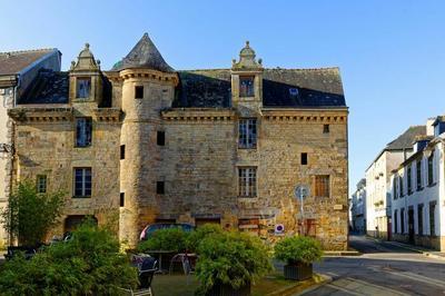 Visite guide de la Maison Duthoya, maison de ngociants du XVIIe sicle  Landerneau