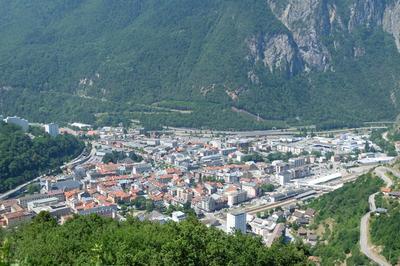 Visite Guide de la Ville de Motiers  Moutiers