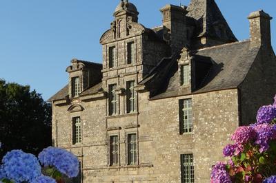 Visite guidée du Château de Maillé à Plounevez Lochrist