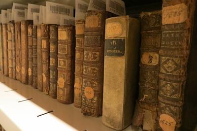 Visite guide du fonds ancien de la bibliothque municipale Condorcet  Montivilliers