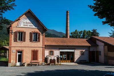 Visite Guide Du Muse De La Distillerie  Barreme