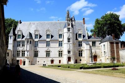 Visite Guide Du Palais piscopal  Beauvais