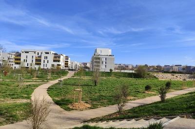 Visite guide du patrimoine naturel de la ville  Sathonay Camp