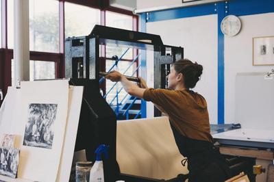 Visite guide et dmonstration de l'Atelier de Chalcographie GrandPalaisRmn  Paris 8me