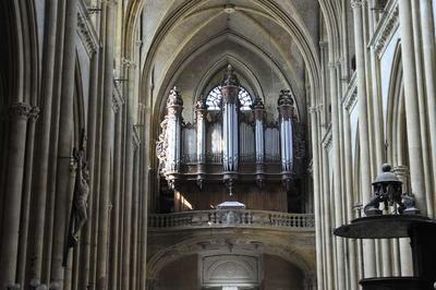 Visite guide :  les grandes heures de la basilique   Metz