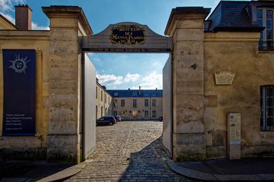 Visite Guide Scolaire De L'htel Des Menus-plaisirs  Versailles