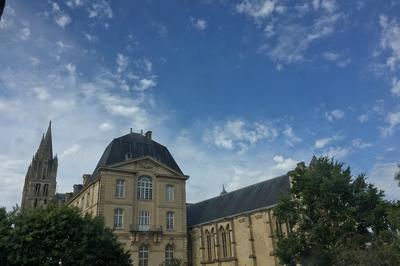 Visite Guide : Sur Les Traces Du Bourg Abbatial De Bourg-l'abb  Caen