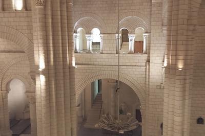 Visite libre de l'abbatiale romane  Preuilly sur Claise