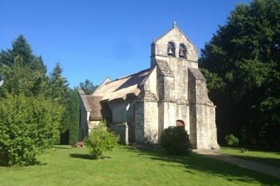 Visite libre de l'glise de Lestards (seule glise de France couverte en chaume)