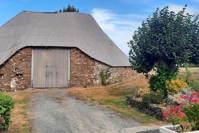 Visite libre de la grange ovalaire de Germignac  Beyssenac