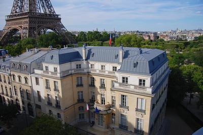 Visite Libre Des Salles Et Du Jardin De L'ambassade  Paris 7me
