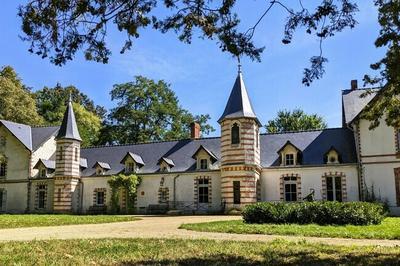 Visite libre du chteau du Patys, la maison/muse d'Herv Bazin  Segr-en-Anjou Bleu