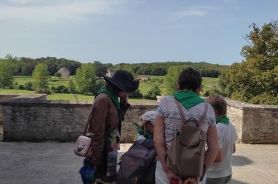 Visite libre du chteau mdival  Creully sur Seulles