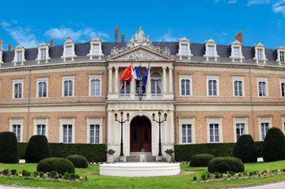 Visite Libre Du Palais,  La Dcouverte De Son Pass Et Son Prsent  Toulouse