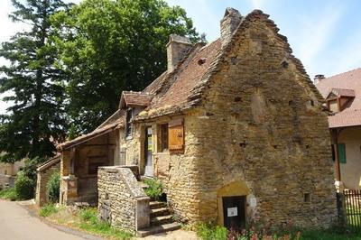 Visite libre maison rurale au bourg de saint-clment-sur-guye  Saint Clement sur Guye