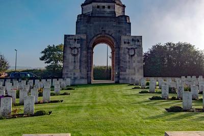 visite monument et cimetire  Souchez