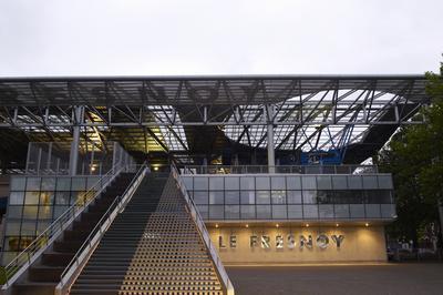 Visites guides des coulisses du Fresnoy, Studio national des arts contemporains  Tourcoing