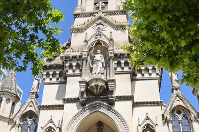 Visitez l'glise Sainte-Perptue  Nimes