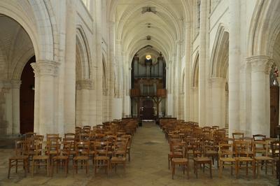 Visite libre l'glise qui doit son nom  l'ancien quartier des Foires de Champagne  Troyes