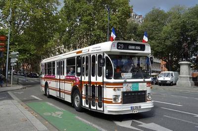 Voyage exceptionnel dans les historiques autobus-muse  Toulouse