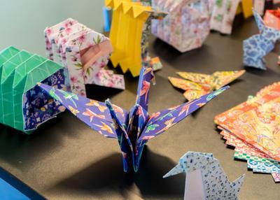 Atelier Origami Avec L'association Dejima à Paris 7ème