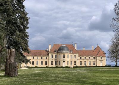 Château de Lantilly et son jardin potager fleuri , label jardin remarquable