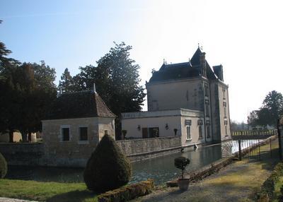 Découvrez Le Château De La Lignée D'authon à Authon Ebeon