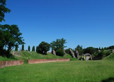Découverte libre d'un amphithéâtre romain à Toulouse
