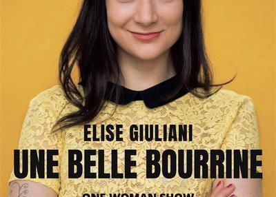 Elise Giuliani Dans Une Belle Bourrine à Lyon