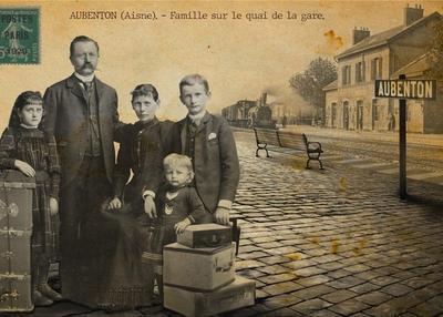 En carte postale : votre arrivée en famille et en train en gare d'Aubenton