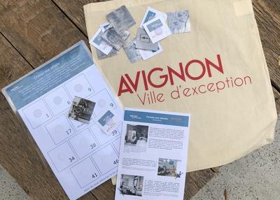 Jeux autour de la nouvelle exposition des archives de la ville devantures et pas de porte à Avignon