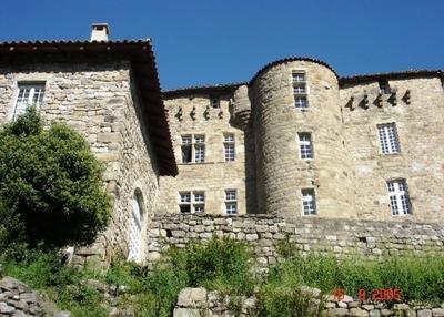 Visite libre ou guidées des abords du Château du Bruget à Jaujac