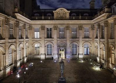 Lumières Sur La Collection à Paris 4ème