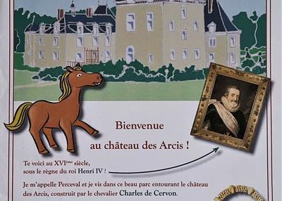 Mystère aux arcis: le collier de l'ordre de saint-michel du seigneur des arcis a disparu à Meslay du Maine