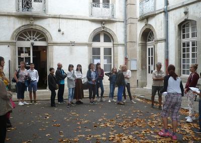 Suivez les élèves pour une visite guidée dans le plus ancien établissement scolaire de carcassonne