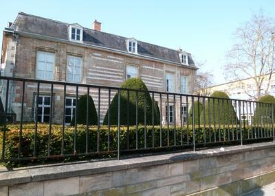 Visite commentée d'une maison partiellement construite au début du XVIe siècle à Chalons en Champagne