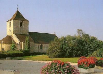 Visite de l'église de la sainte trinité à Chevigny saint Sauveur