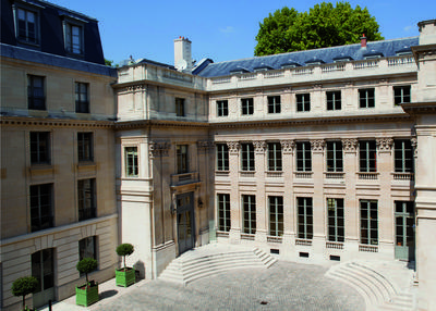Visite De L'hôtel De Rochechouart à Paris 6ème