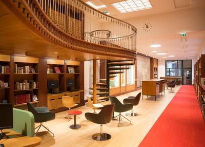 Visite De La Bibliothèque Historique Et De L'hôtel Lamoignon à Paris 4ème
