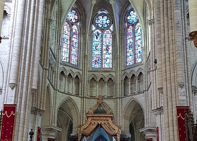 Visite de la cathédrale saint-étienne : la protection des monuments historiques à votre service à Chalons en Champagne
