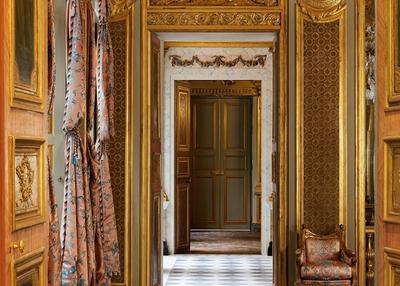 Visite guidée de l'hôtel de rohan et les décors de la chancellerie d'orléans à Paris 4ème