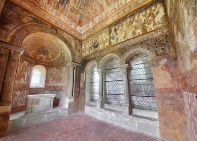 Visite guidée des fresques de l'abbatiale romane de Saint-Chef