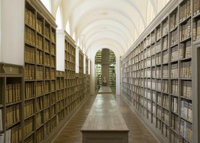 Visite guidée des grands dépôts des archives nationales à Paris 4ème