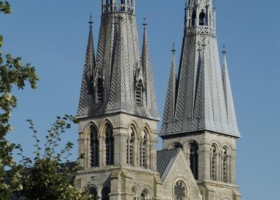 Visite insolite d'une église gothique du XIIe siècle à Chalons en Champagne