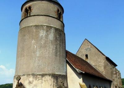 Visite libre d'une église et de sa tour ronde du IXe siècle à Zetting