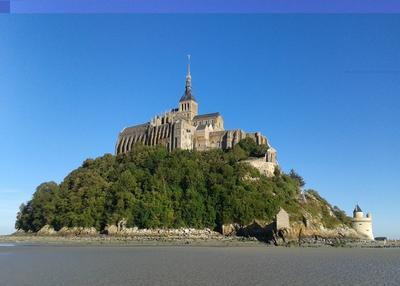Visite libre de l'Abbaye du Mont-Saint-Michel et de la Chapelle Primitive Notre-Dame-Sous-Terre à Le Mont saint Michel