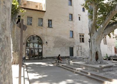 Visite libre de la livrée ceccano à Avignon
