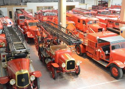 Visite libre des réserves du musée des sapeurs-pompiers Lyon-Rhône à Vaulx en Velin