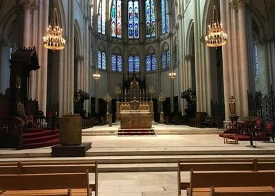 Visitez librement cette cathédrale à l'architecture gothique à Montpellier
