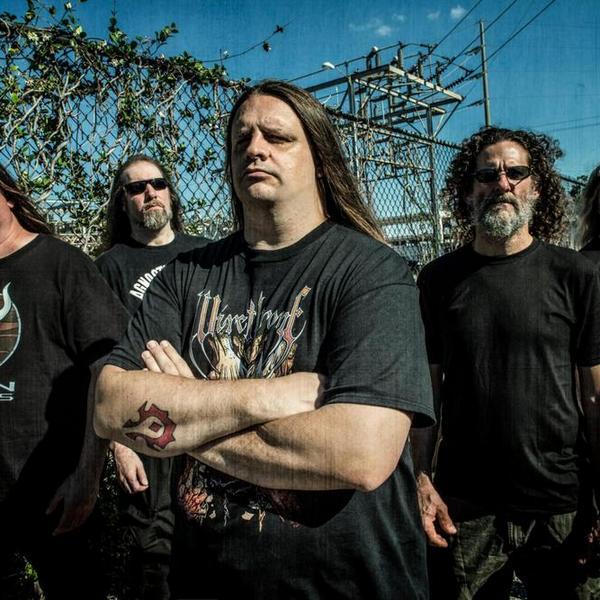 Cannibal Corpse et Municipal Waste